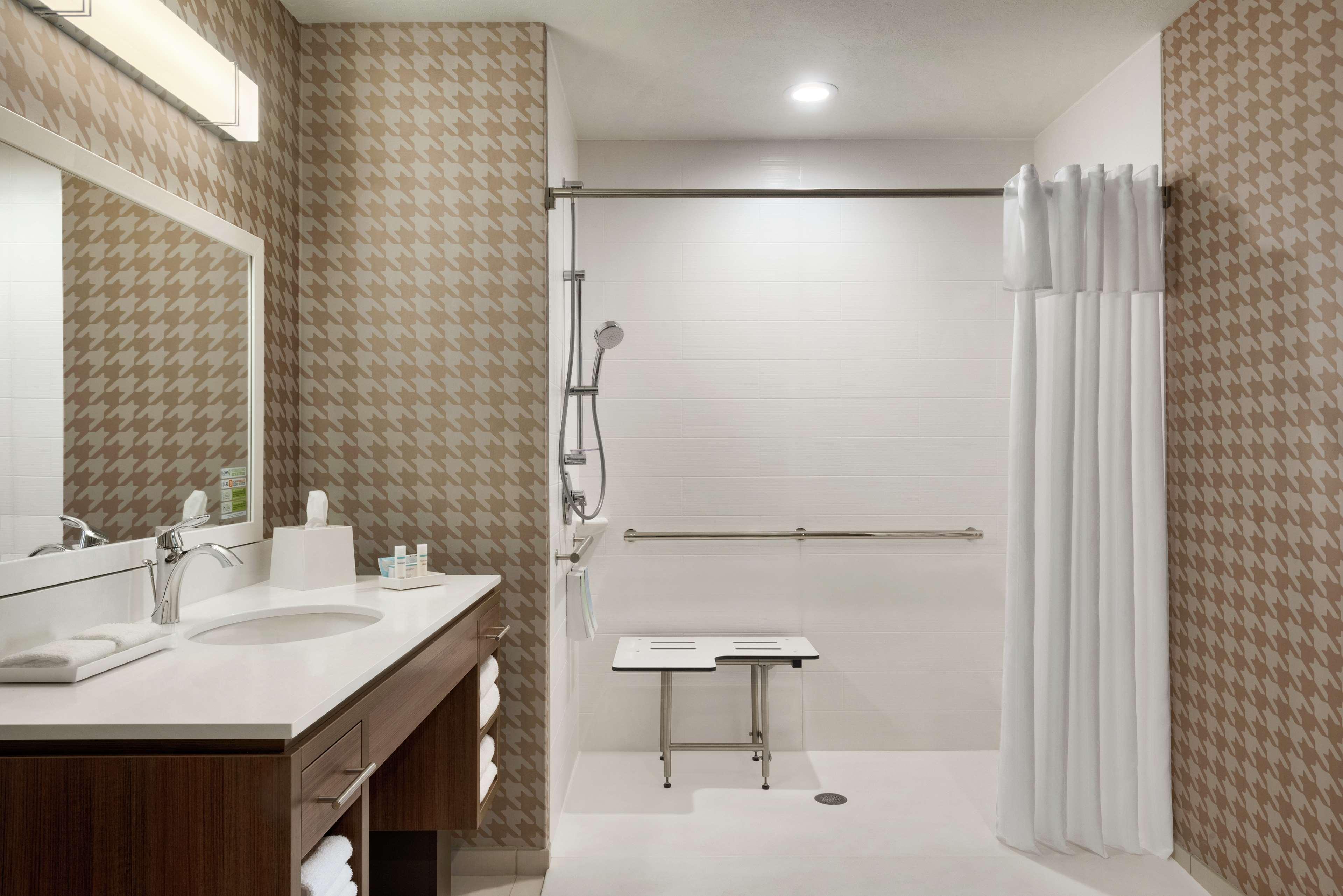 Home2 Suites By Hilton Bismarck Dış mekan fotoğraf